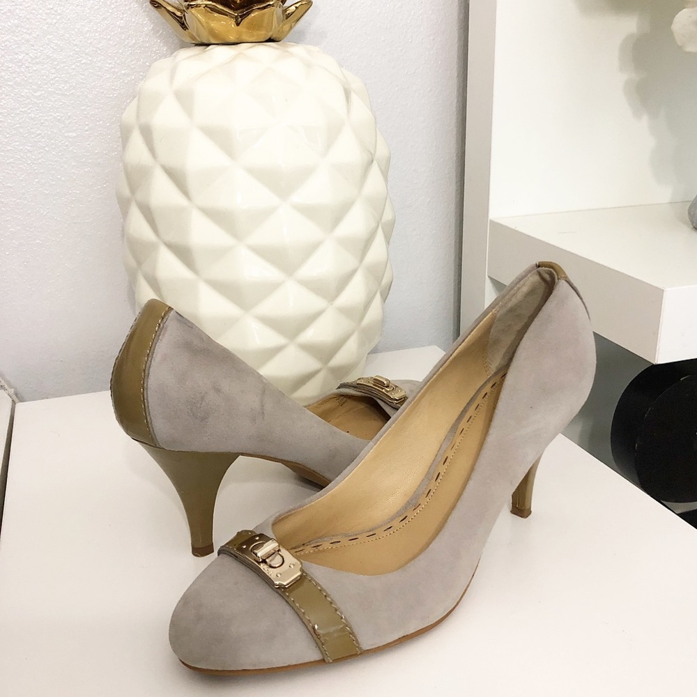 COACH WANDA CREAM GREY HEEL SIZE 9